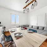 Appart' Convivial & Terrasse Familiale 泰昂维