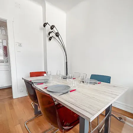 Appart' Convivial & Terrasse Familiale Apartamento Thionville