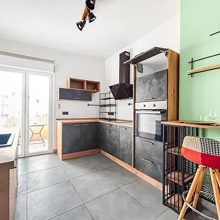 Appart' Convivial & Terrasse Familiale Apartamento Thionville